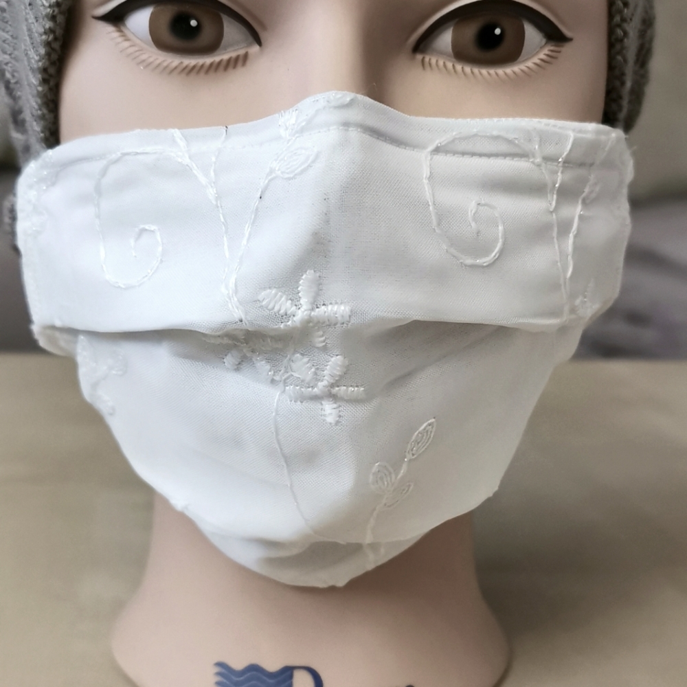 🌺3 for 45$🌺New fancy face mask. Reusable